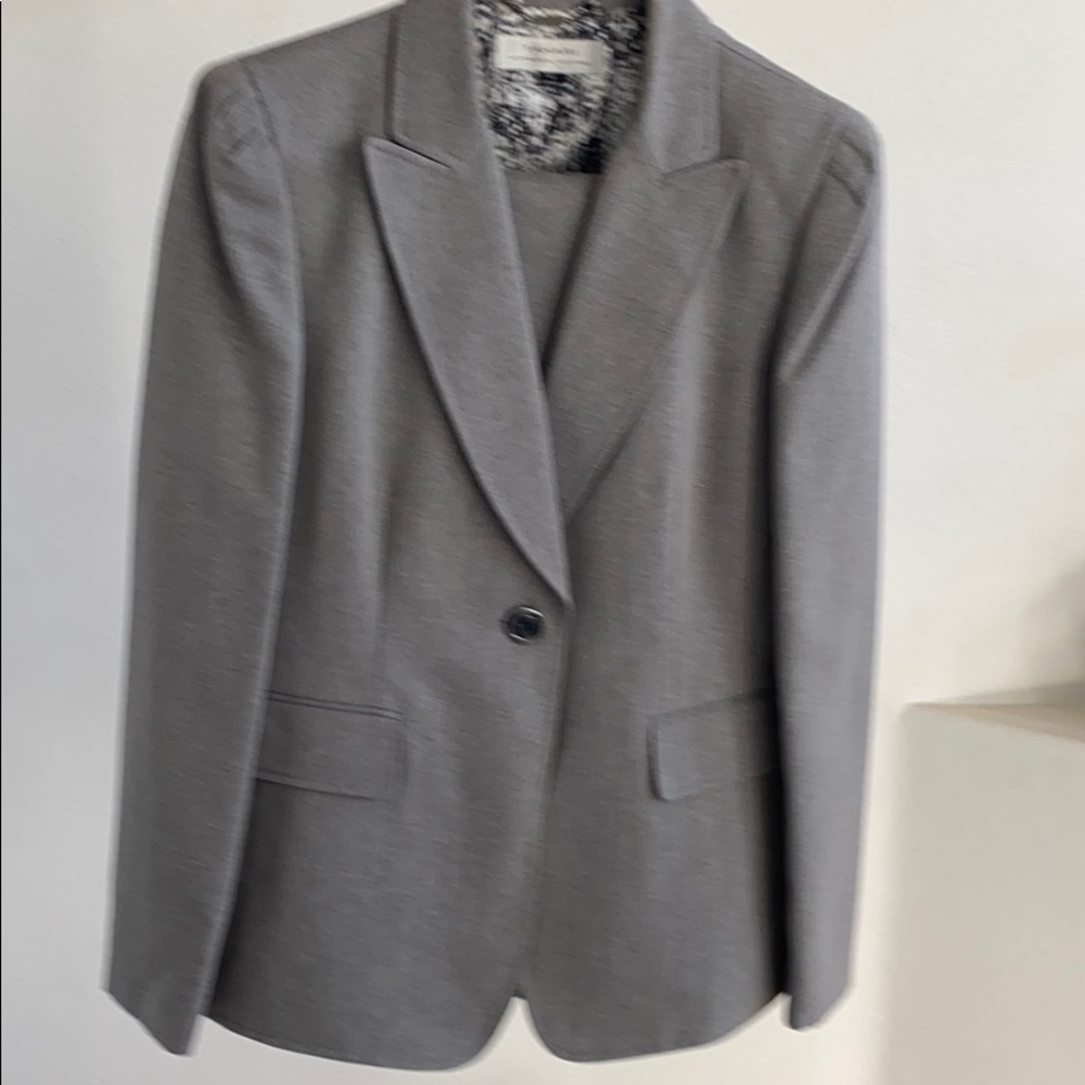 Tahari  blazer pant suit